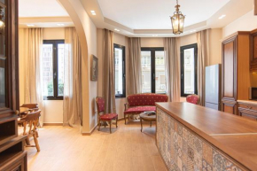 Luxury Central Apartment